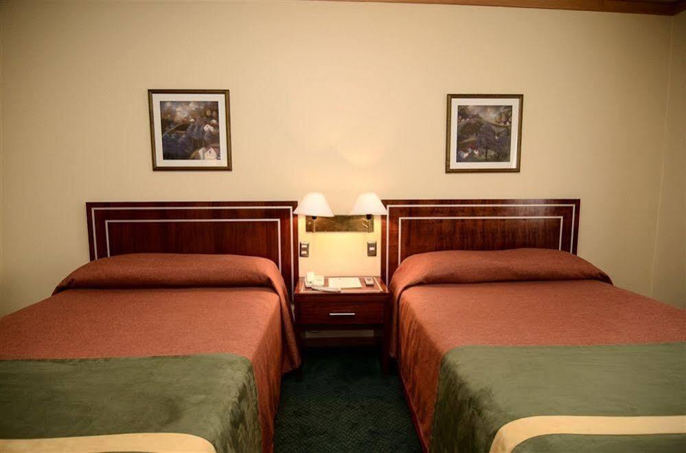 Diego De Almagro Hotel 4*